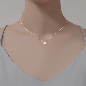 Collier Pendentif en Cuivre avec Caractère Chinois Oh pour Femme Plaqué Platine Chaîne de Clavicule Minimaliste Bijoux Cadeau