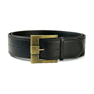 Cintura in pelle nera vintage da uomo con fibbia ad ardiglione quadrata antica casual