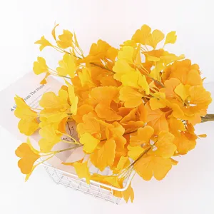 Ζωντανά κίτρινα τεχνητά κλαδιά φύλλων ginkgo για γάμους και διακόσμηση σπιτιού