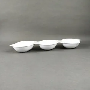 Weißes Melamin 3-Fächer Servierschale, kreative verbundene Snackplatte für Sushi.