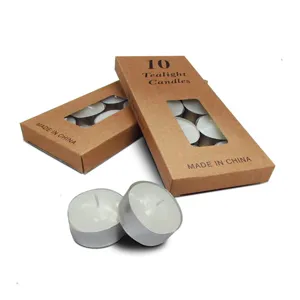 Lot de 10 bougies chauffe-plat blanches en aluminium avec boîtes en papier kraft.