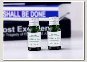Olio essenziale vegetale per aromaterapia 10ml in bottiglia di vetro verde per diffusore.
