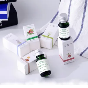 Set di oli essenziali solubili in acqua da 10ml per aromaterapia e uso con umidificatore.