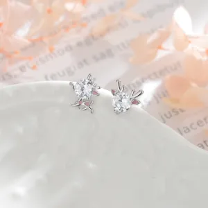 Simpatici Orecchini a Bottone a Renna Rosa per Donna Rame Zirconia Intarsiato Dolce Animale Cervo Orecchini Gioielli di Natale