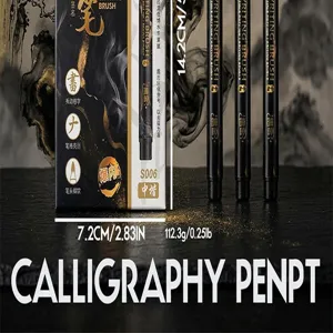 Set di pennelli per calligrafia a punta morbida con inchiostro nero per scrittura e disegno.