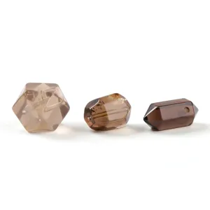 Cuentas sueltas de cuarzo ahumado natural en formas facetadas para hacer joyas DIY