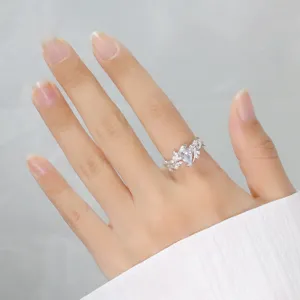 Bague Branche en Zirconia Taille Poire Vintage pour Femme Nature Ajustable Plaquée Or Blanc Feuille Bijou Cadeau