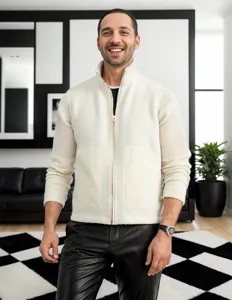 Men's fleece vest autumn winter casual outerwear with stand collar and large pockets.