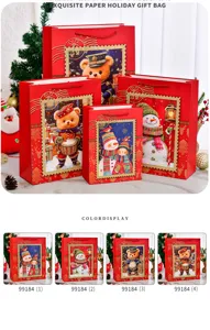 Set aus roten Weihnachts-Papiertüten mit festlichen Bären- und Schneemann-Motiven