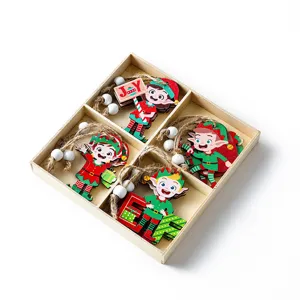 Juego de 4 adornos navideños colgantes de madera con duendes en caja de madera de red