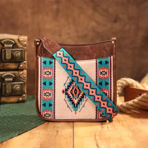 Bolso bandolera de estilo bohemio vintage con coloridos estampados geométricos