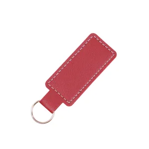 Einfacher roter rechteckiger PU-Leder-Schlüsselanhänger mit silbernem Metallring