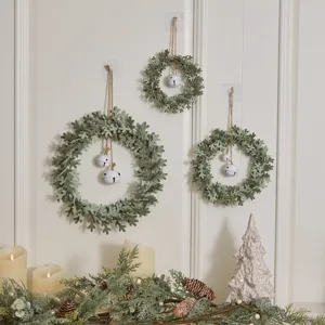 Handgefertigter Filz Weihnachts Kranz Mini Hängende Dekoration Mit Schleife Glocke Für Feiertag Wand Tür Baum Party Deko