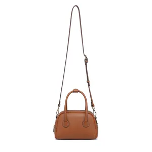 Mini bolso Boston de cuero granulado marrón con asas y bandolera