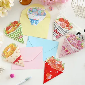 Verschillende boeketvormige wenskaarten met kleurrijke enveloppen voor elk feestje.