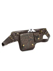 Riñonera vintage de cuero marrón con flores grabadas y correa ajustable retro