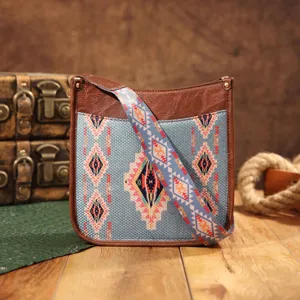 Bolso bandolera con estampado bohemio vintage con diseño étnico y correa ancha