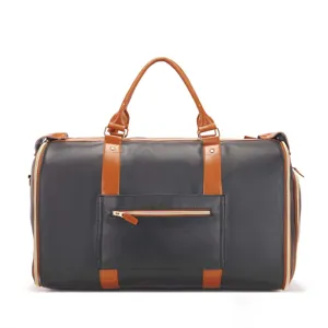 Vista frontal de la bolsa de viaje grande de cuero PU negro y marrón para mujer