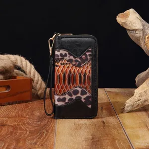 Boho-Clutch mit Leoparden- und Schlangenmuster und Handgelenkschlaufe