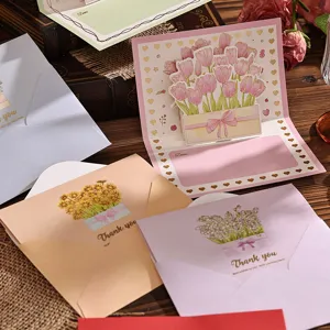 Set mit 3D-Pop-up-Blumen-Grußkarten mit Tulpen und Sonnenblumen inklusive Umschlägen