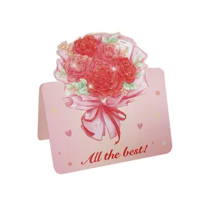 Tarjeta de felicitación romántica con ramo de rosas en acuarela y texto All the best