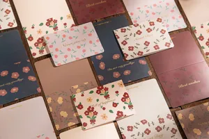 Collection de cartes de vœux florales vintage avec dorure élégante et enveloppes assorties