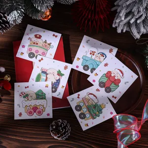 Assortiment de cartes de Noël cartoon avec d'adorables chiots et des bonshommes de neige