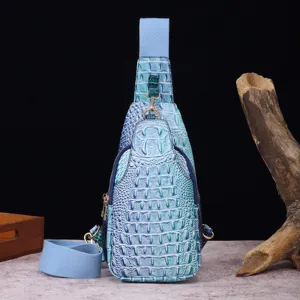 Bolso de pecho vintage para mujer con patrón de cocodrilo, correa ancha azul y herrajes dorados