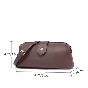 Bolso bandolera estilo doctor vintage de cuero PU marrón con dimensiones 22cm x 12cm x 8cm