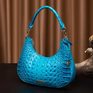 Elegante borsa hobo blu brillante con motivo coccodrillo vintage e dettagli dorati