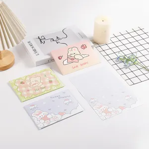Enveloppes de dessin animé mignon et ensemble de papier à lettres ligné en couleurs pastel