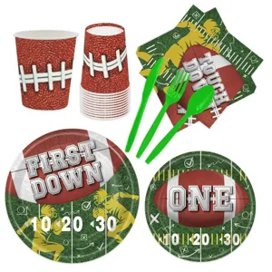American football thema feestset met papieren borden bekers en groen bestek