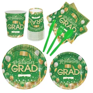 Kit vaisselle de fête de remise des diplômes vert avec assiettes, gobelets et serviettes