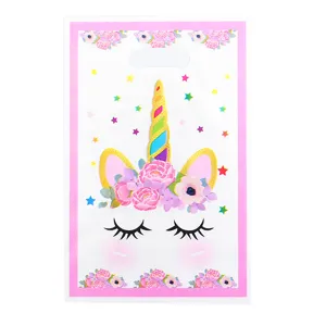 Sac cadeau licorne florale pour fête d'enfants avec motifs d'étoiles colorées
