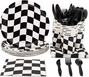Set de fête thème course avec assiettes et couverts à damier noir et blanc pour anniversaire