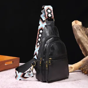Bolso bandolera vintage de cuero negro para mujer con correa bohemia de colores