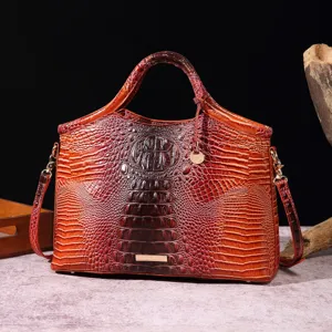 Bolso vintage con relieve de cocodrilo, acabado degradado y asa de transporte