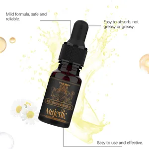 Vista detallada del aceite de masaje North Moon para hombres con salpicaduras amarillas