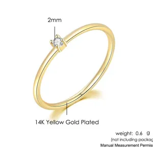 Anillo minimalista chapado en oro 14K fino con una sola piedra de circón de 2mm