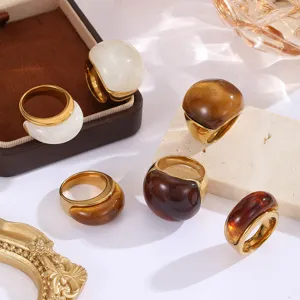 Vintage Edelstahl Gold Bernstein Marmoriertes Harz Geometrischer Ring Maillard Stil Retro Statement Damen Schmuck Fingerring