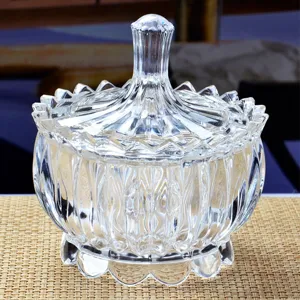 Klares Glas-Vorratsgefäß mit Deckel, exquisites geripptes Design für Süßigkeiten, Desserts, Küche.
