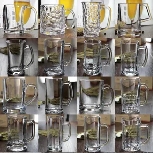 Colección de varias jarras de cerveza de vidrio grueso con asa para hostelería