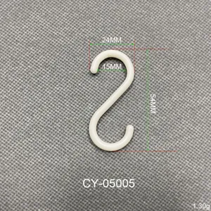 Detailansicht eines weißen S-Hakens aus Kunststoff mit 54mm Länge und 1,30g Gewicht.
