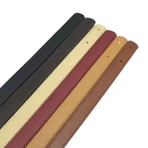 Detalle macro de correas de bolso de cuero PU multicolor cosidas para asas de bolsos DIY