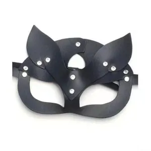 Schwarze Leder Fuchs Maske mit Strass und Nieten, perfekt für Partys und Cosplay Events.