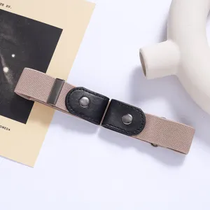 Elastic buckle-free waist belt detail view, seamless design for adjustable jeans fit.