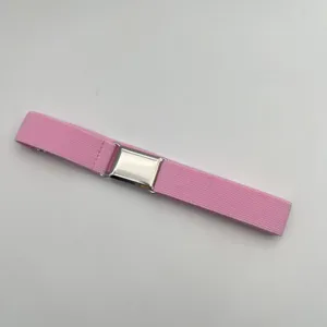 Cintura elastica rosa per bambini regolabile dettaglio primo piano per ragazzi e ragazze