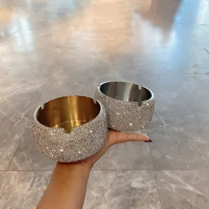 Cendrier en acier inoxydable strass luxe bling design anti-cendres decoration de table