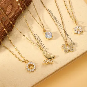 Collar con Colgante de Acero de Titanio y Strass para Mujer Chapado en Oro Elegante Mariposa Estrella Flor Corazón Joyería