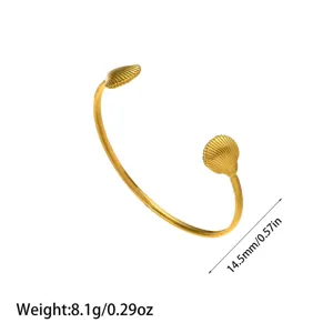 Brazalete de acero inoxidable chapado en oro de 18K con concha y medidas